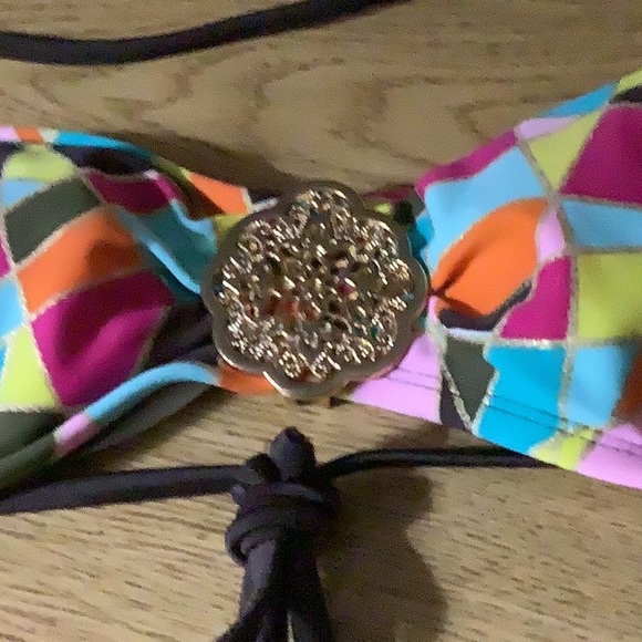 Hot Kiss 💋 bikini top with gold decal in center size Small colorful sexy…top - Picture 6 of 8